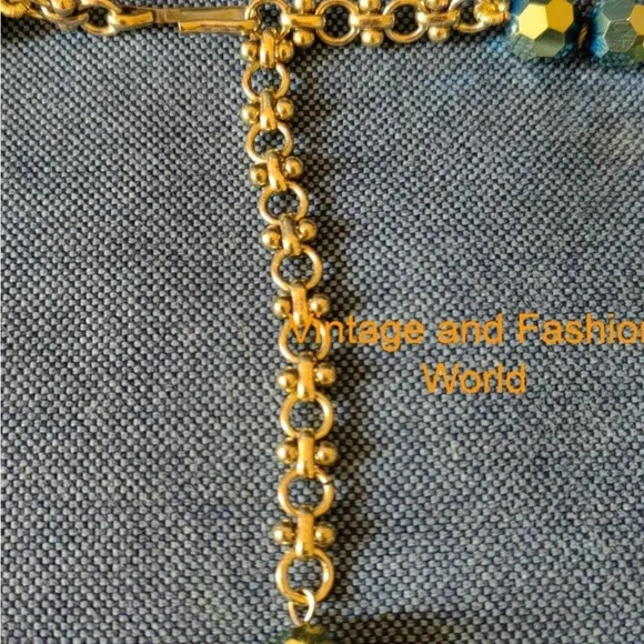 Heidi, DAUS! “Night of the Serpent “Emerald Drop Pendant￼ - Picture 10 of 10